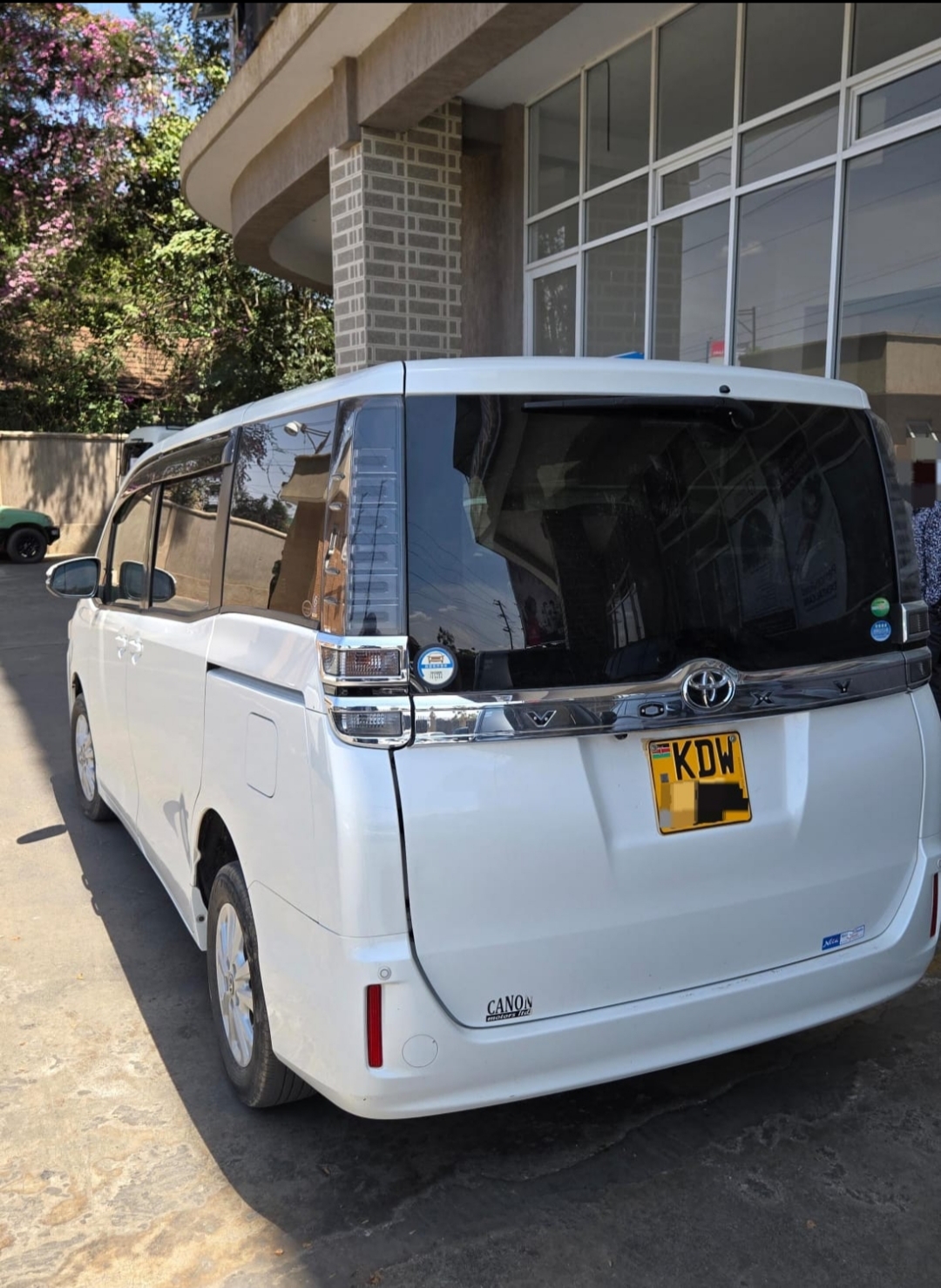 Toyota Voxy 2018 for Hire in Nairobi – 7-Seater Self Drive from Ksh 6,500/day for hire in Nairobi,Kirinyaga & Central Kenya