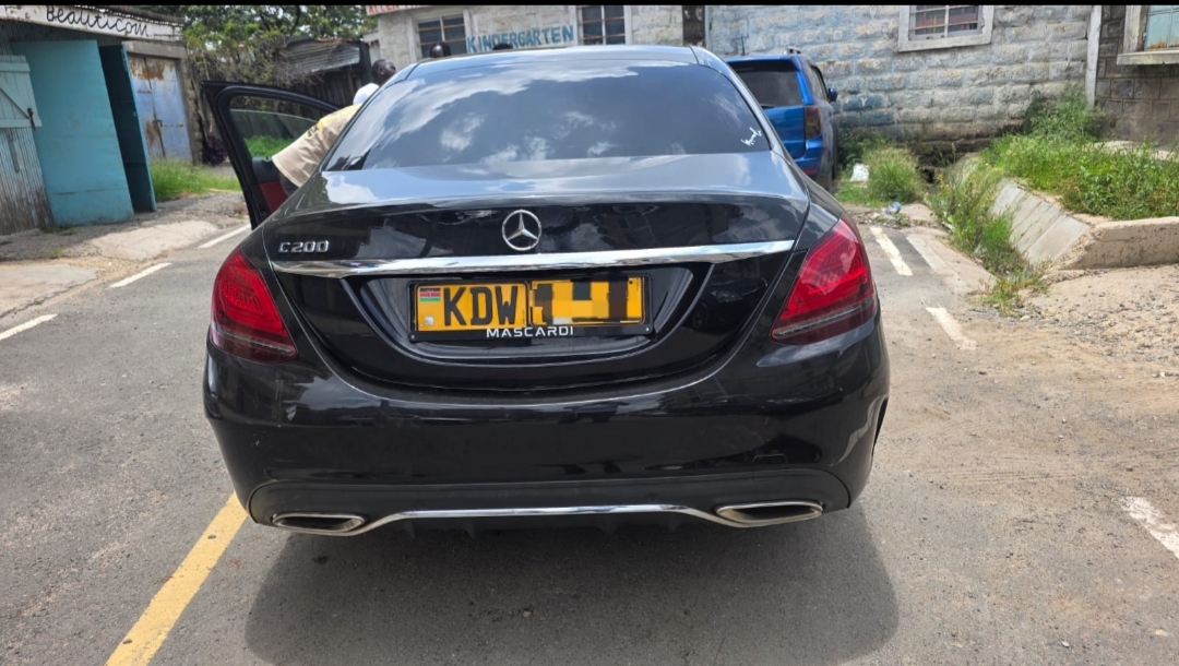 Mercedes-Benz C200 for Hire in Nairobi – Self Drive Luxury Sedan from Ksh 18,000/day for hire in Nairobi,Kirinyaga & Central Kenya