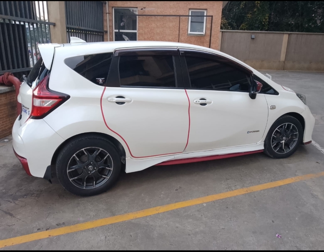 Nissan Note Nismo Hybrid for Hire in Nairobi – Fuel Efficient Car from Ksh 3,500/day for hire in Nairobi,Kirinyaga & Central Kenya