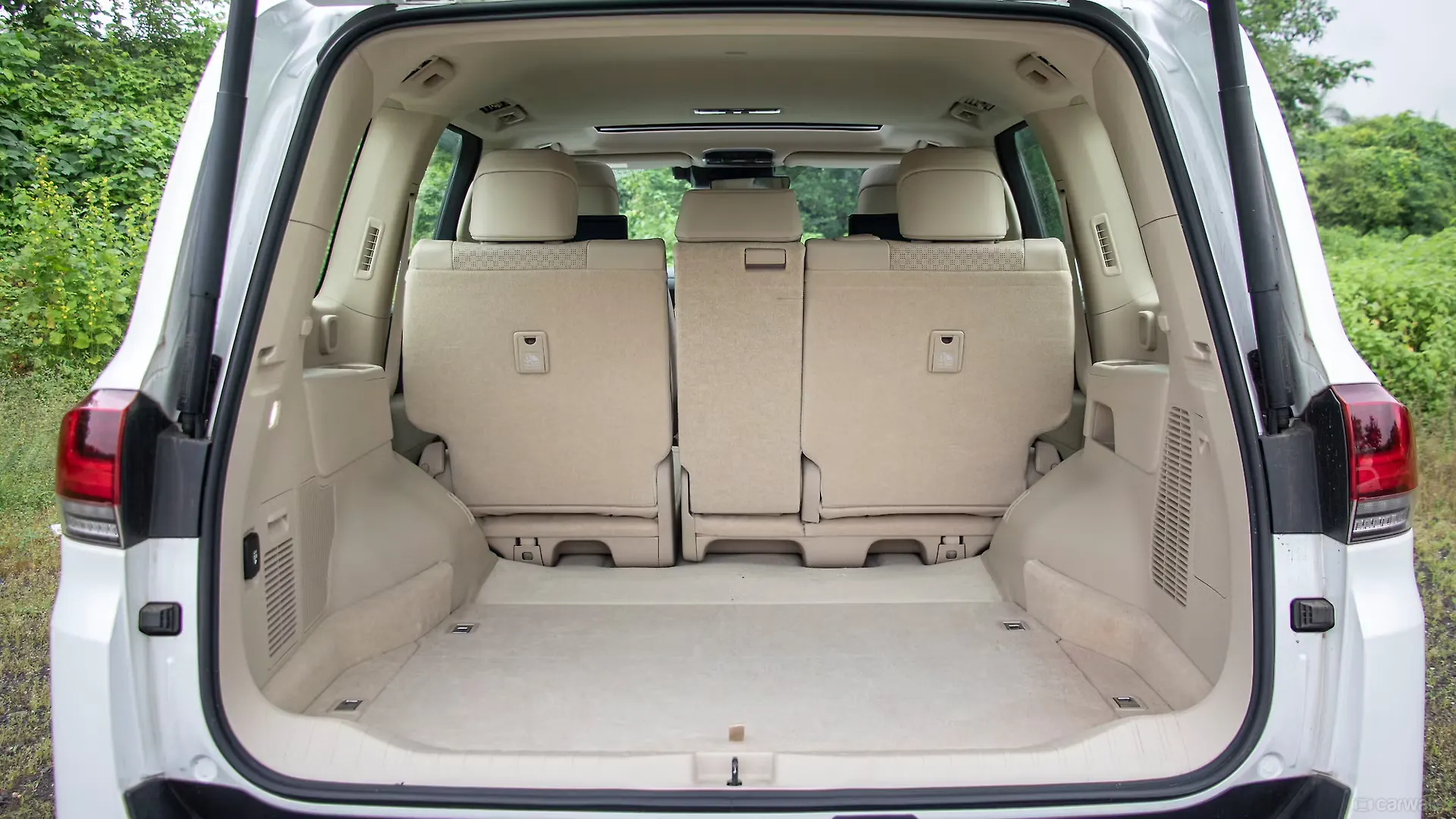 Toyota LandCruiser for hire in Nairobi,Kirinyaga & Central Kenya